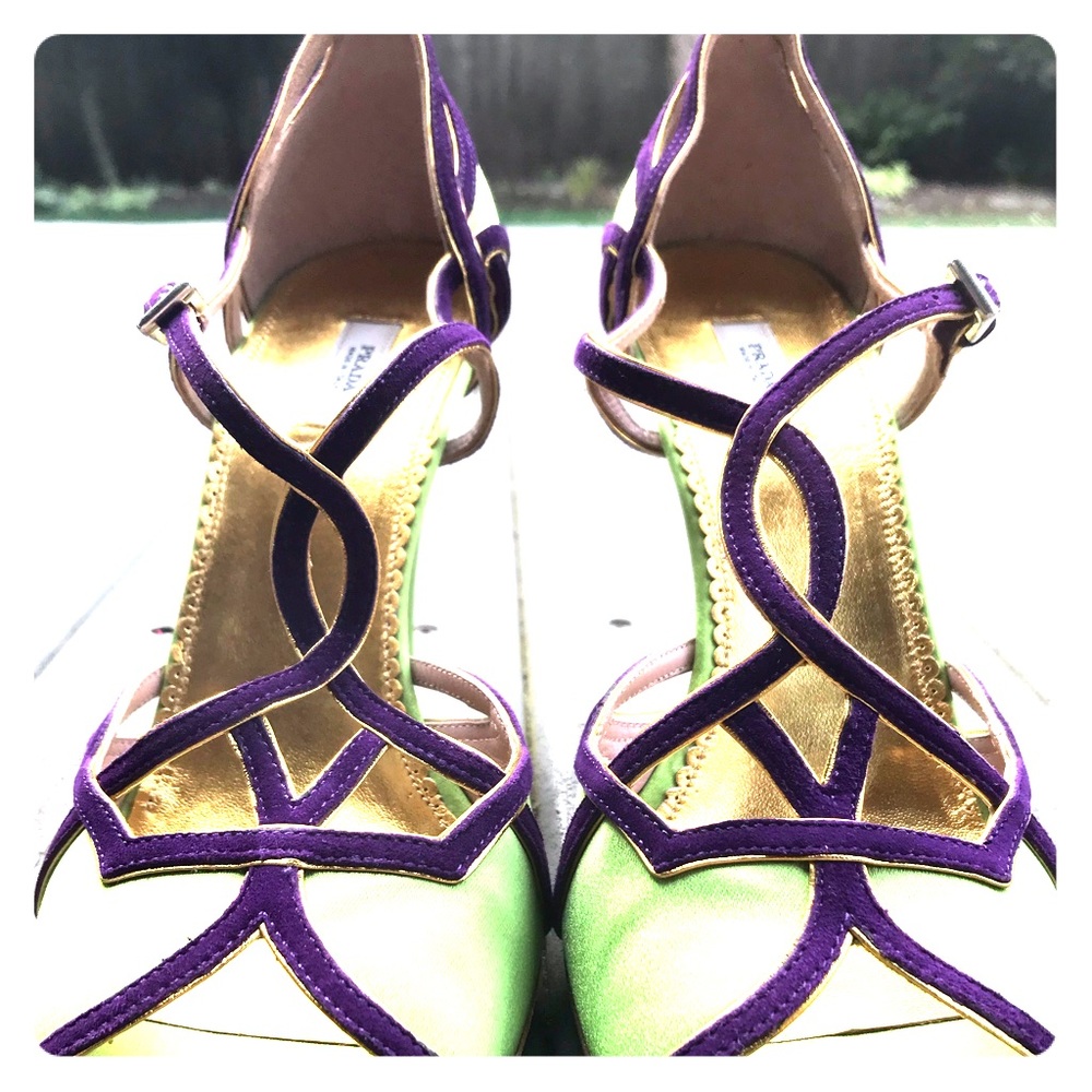 Prada heels - Picture 2 of 8